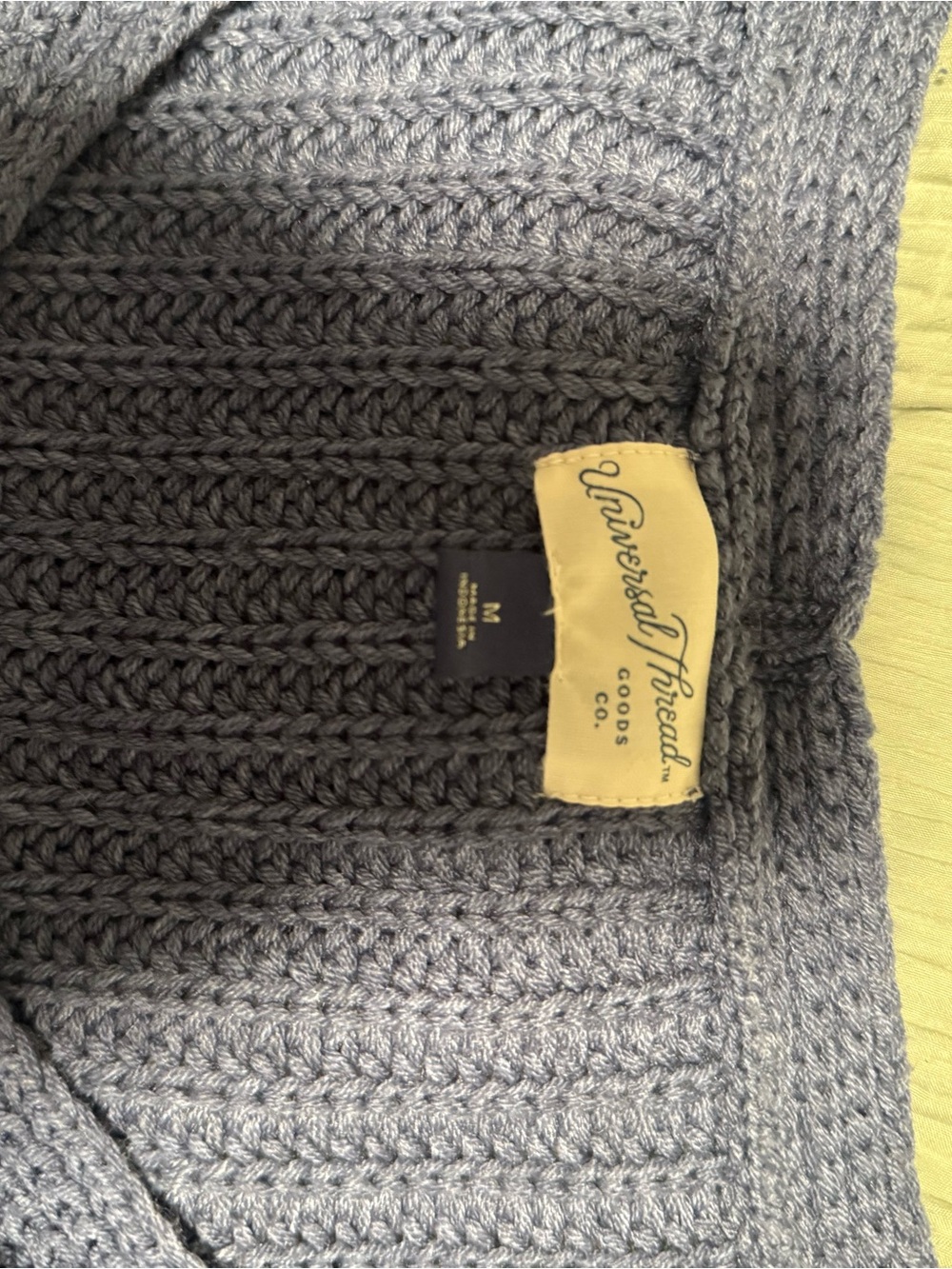 Universal Thread Women’s blue Crewneck Knit Sweater
